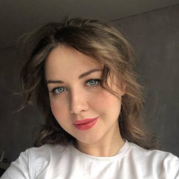 Valeria, 30, 