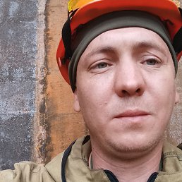 Vasy, 36, 