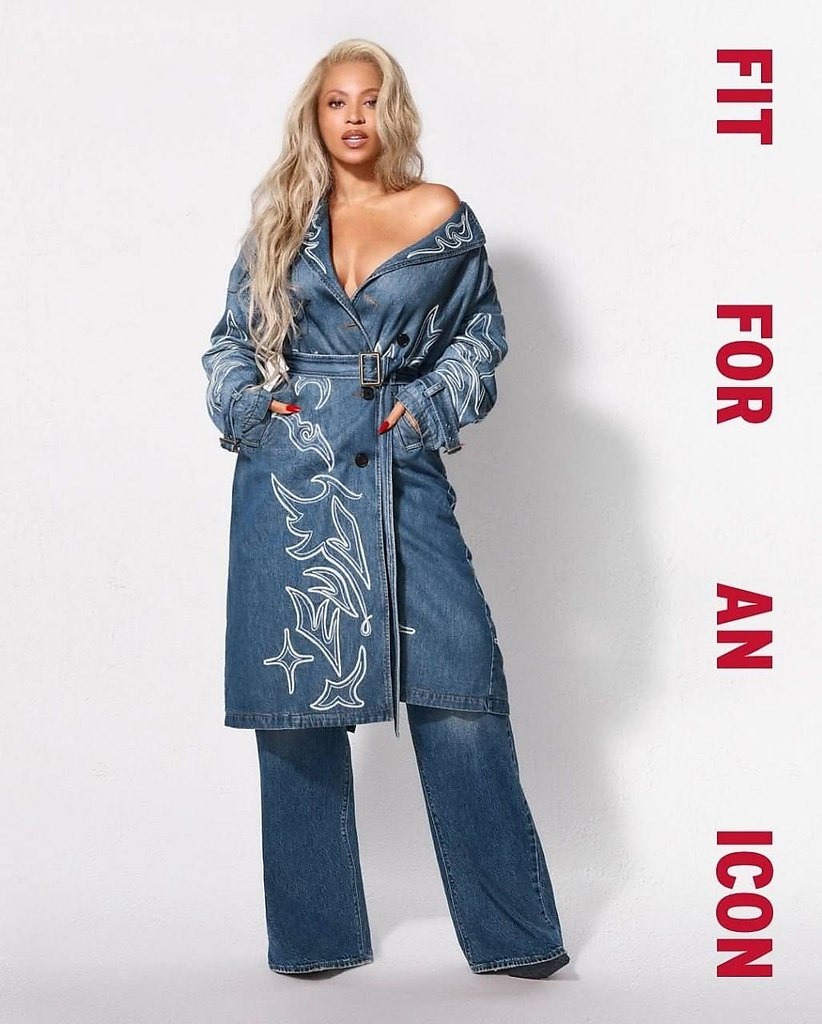        Levis - 4