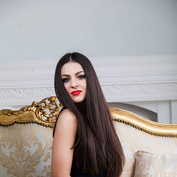Maya, 37, 