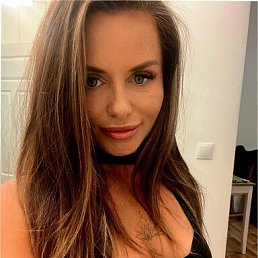 Angelina, 33, 