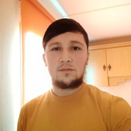 Amir, 25, 