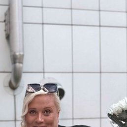 Viktoria, 48, 