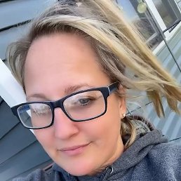 Natalie Wallace, Los Angeles, 30 ���