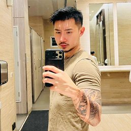 Jong, 32, 