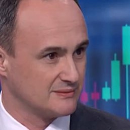 ����, ���������, 32 ����