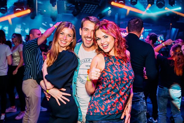 Зажигайте все праздники в сети клубов «ДискотекаРФ». Сеть клубов «ДискотекаРФ» уже позаботилась о ... - 2