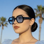 Anna, 36 ���, ������