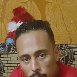 Amro, 29, 