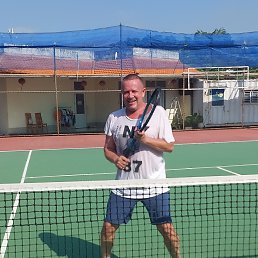 Vitaly, 54, 