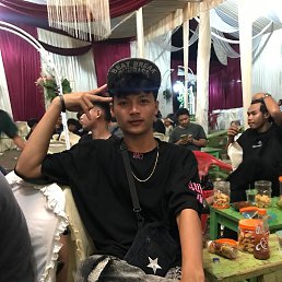 Akbar, 19, 