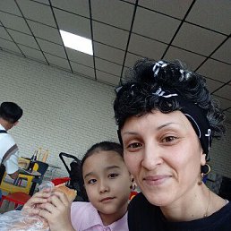 Nelli, 39, 