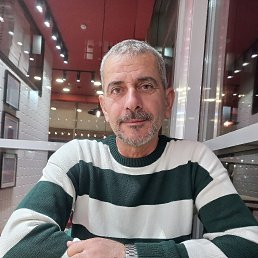 Genci, 50, 