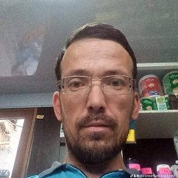 Abror, 41, 