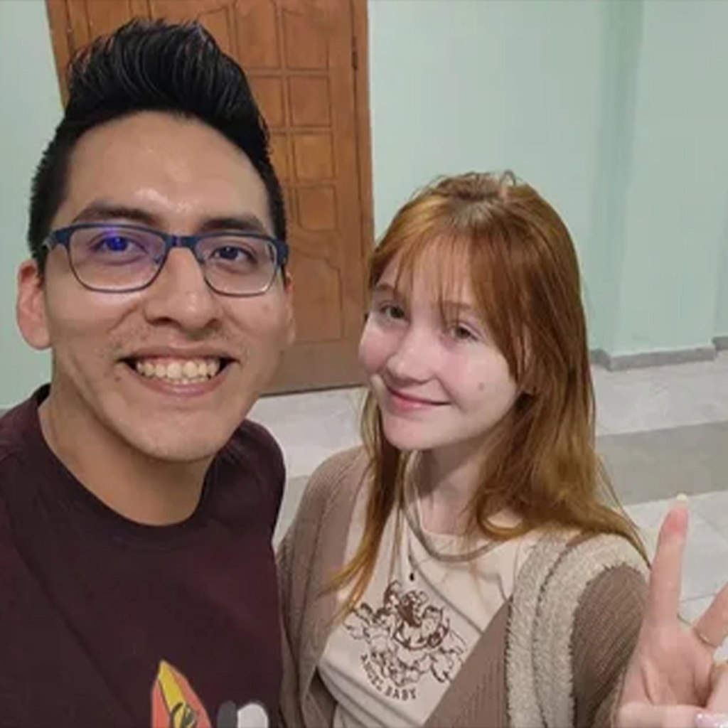 Латиноамериканец, который переехал в Россию, быстро стал очень популярным среди местных девушек. По ... - 5