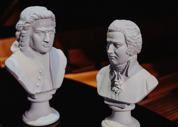 1 ������ Amadeus Concerts ������� ���������� ����������� �������� � ����������.� ���� ����� ...