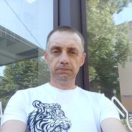 ������, 43 ����, ������������