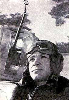 Курьин Леонид Васильевич."12 Апреля 1943 года на аэродроме Красногвардейск воздушные разведчики ...