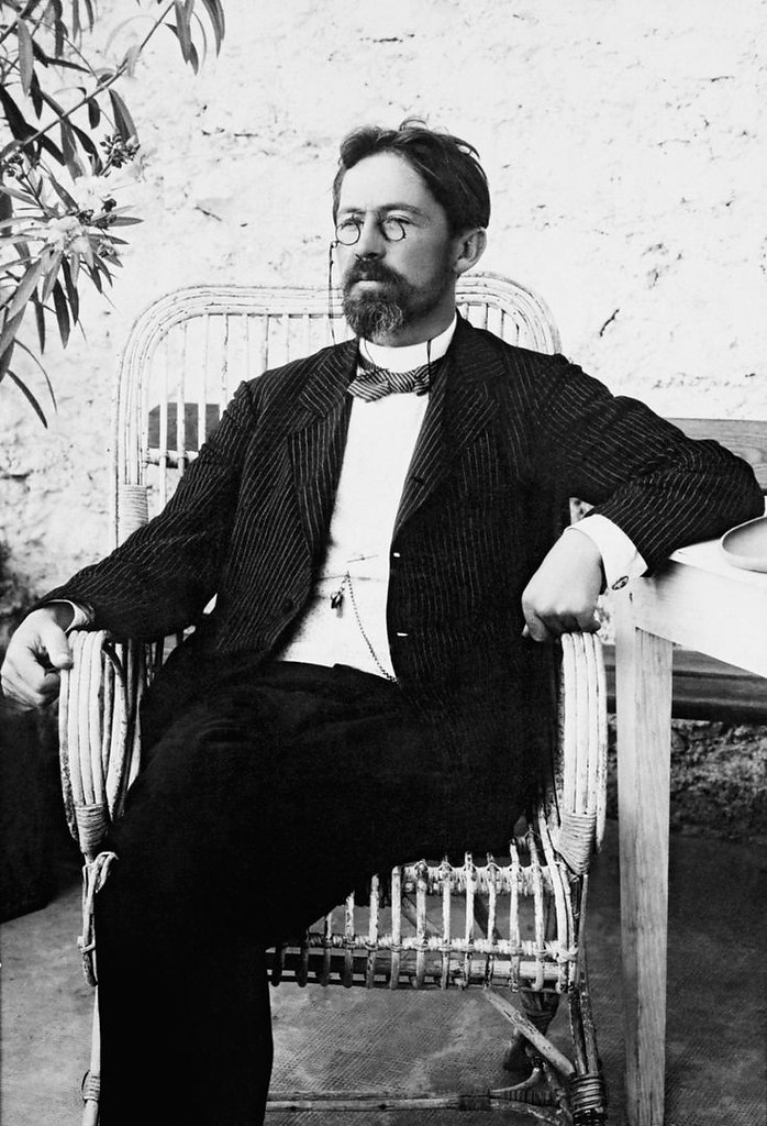 Чехов очень любил Италию. А Левитану Италия не понравилась. Чехов написало в письме: "Мне ...
