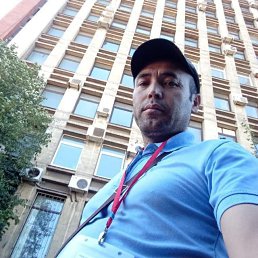 Islomjon, 41, 