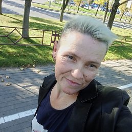 Nati Korol, 45, 