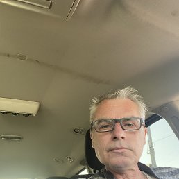 andrey, 53, 