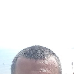 Amo, 43, 