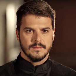 AliM, 33, 
