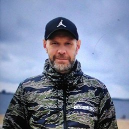 Andrey, 49, 