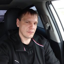 Evgenij, 37, 