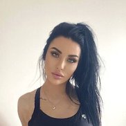Yulia, 29 , 