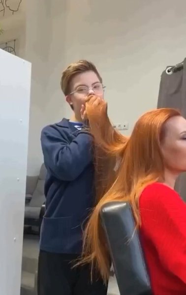 Из этого видео становится ясно, каковы их взаимоотношения - 2