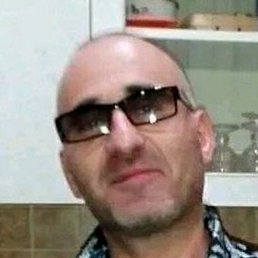 Moris, ���������, 44 ����