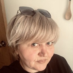 E����, ����