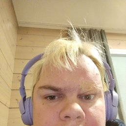 Julius, 25, 