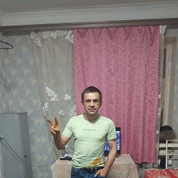 ��������, 33 ����, �����������-��-�����