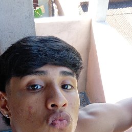 Davi, 17, 