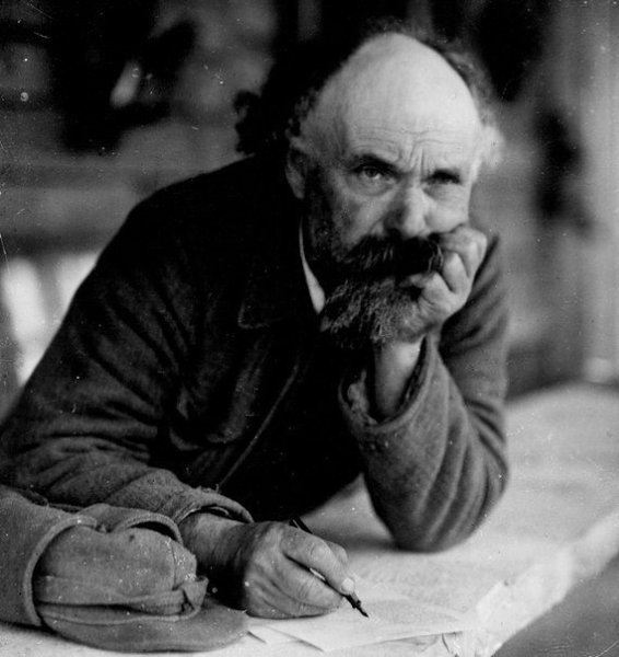 4 февраля 1873 года родился писатель Михаил Михайлович ПРИШВИН.В семь лет не стало его отца, в 12 ...