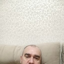 �������, 46 ���, ���������