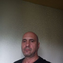 ������� ������, ������, 52 ����