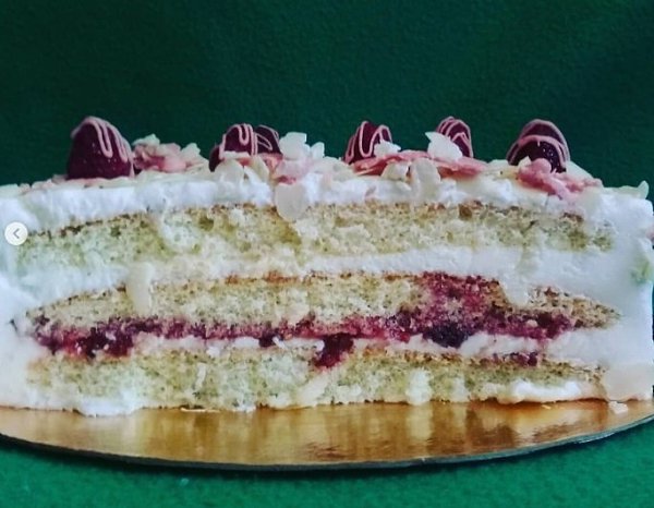 Приглашаем на наш ТГ-канал: https://t.me/recepty_cake.посмотреть рецепт йогуртового торта