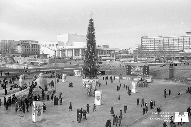       1984 .  : https://fotostrana.ru/away?to=/sl/ei54 ...