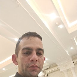 Gentelman, 35, 