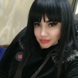 Zari, 24, 