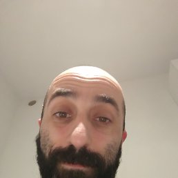 alex, 33, 