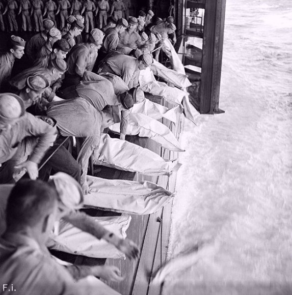 26 �o��p� 1944 �o��. ������ ��ep����c�o�o �����oc�� Intr��id ������� � ���e c���� c�c������e�. �ec�� ...