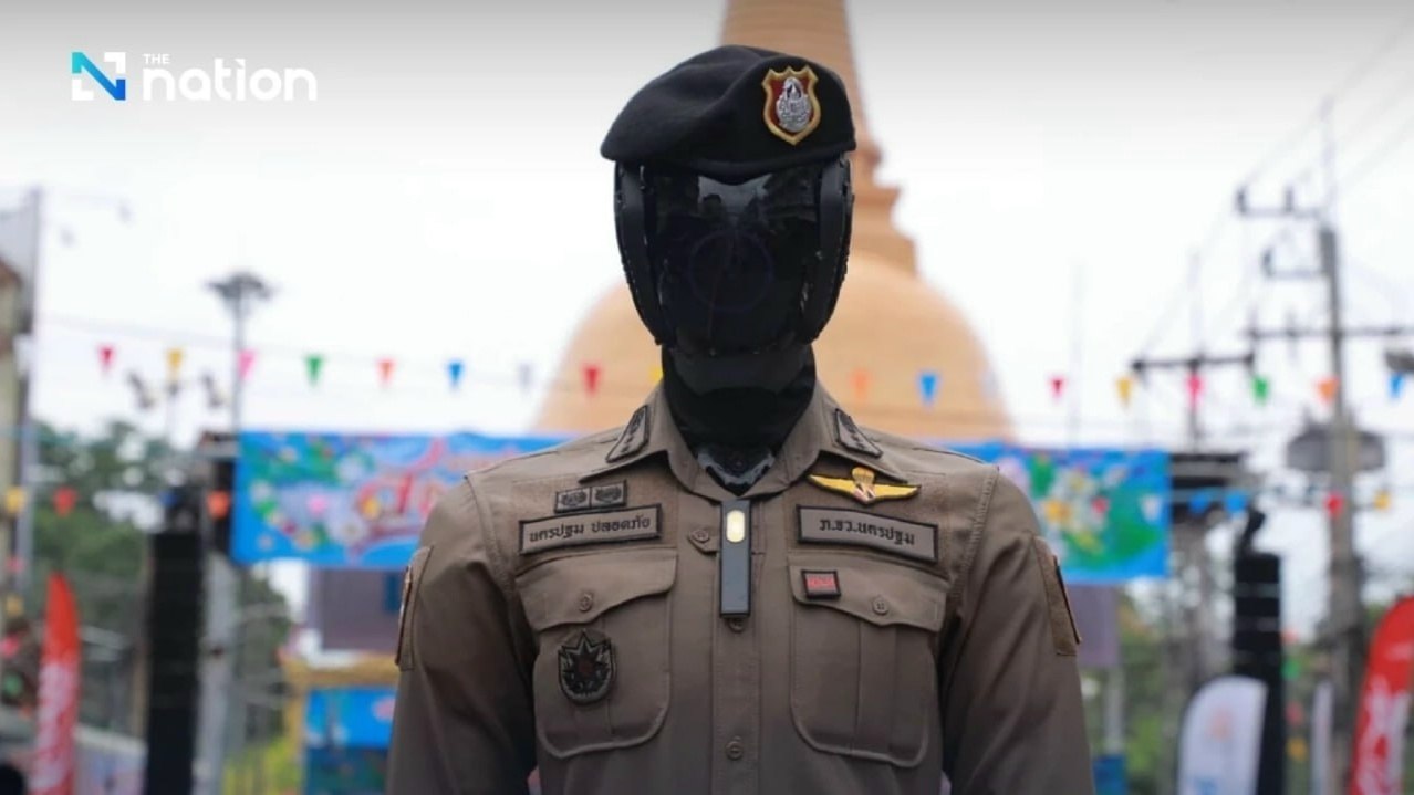 ������� ������� ����������� ������ �AI Police Cyborg 1.0�. ���� ������ ������� 360-���������� ...