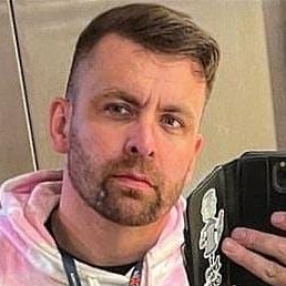 Christian, �����������, 46 ���
