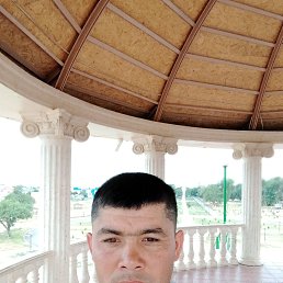 Azamat, 23, 