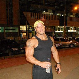 Desmond, ������, 36 ���